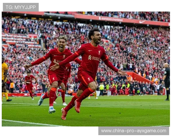 利物浦边路连线反复冲击对手底线，终见成效